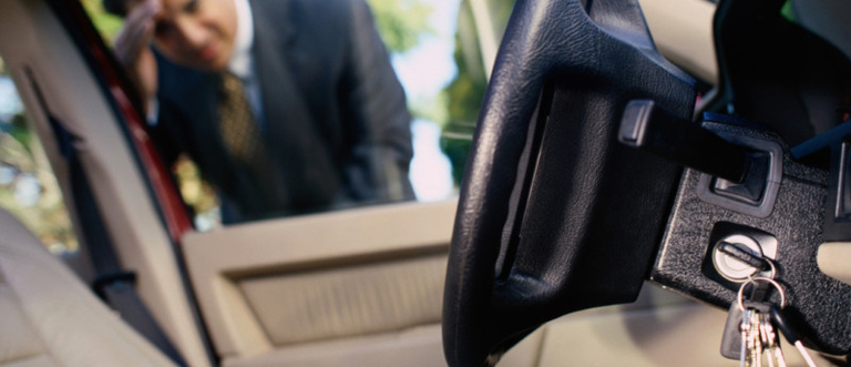 24 hour car locksmith in Fort Bragg